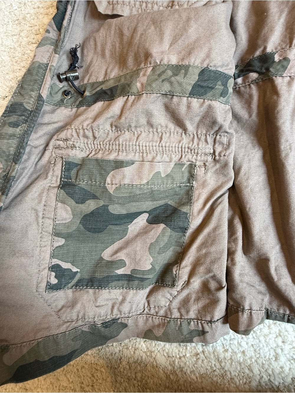Carhartt Camo Hooded Field Jacket Size M 8/10 - Picture 4 of 8